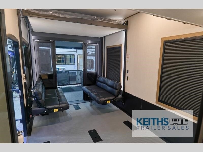 2026 Keystone RV Fuzion 442 FULL BODY PAINT