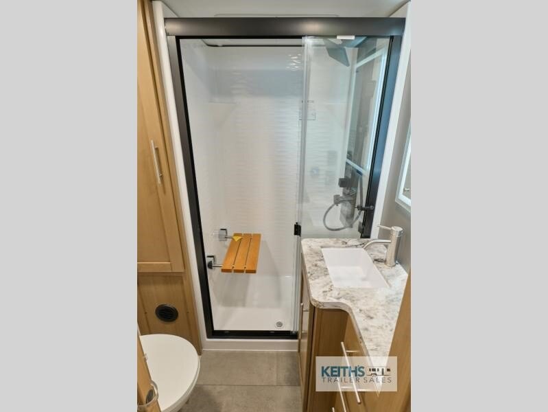 2026 Keystone RV Fuzion 442 FULL BODY PAINT