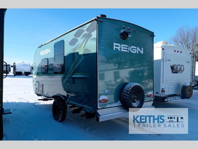 8925 42820 29016038 Keystone Rv Reign 15rb