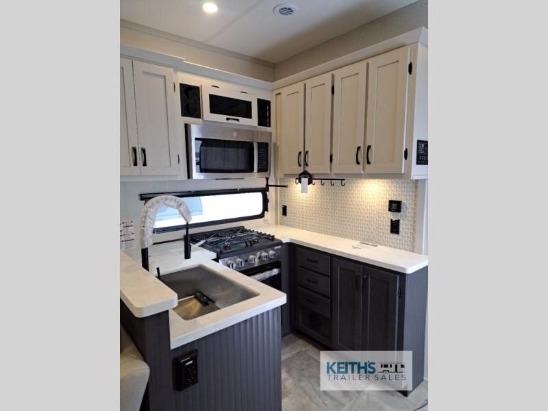 8925 43026 29023091 Coachmen Rv Brookstone 395dbl