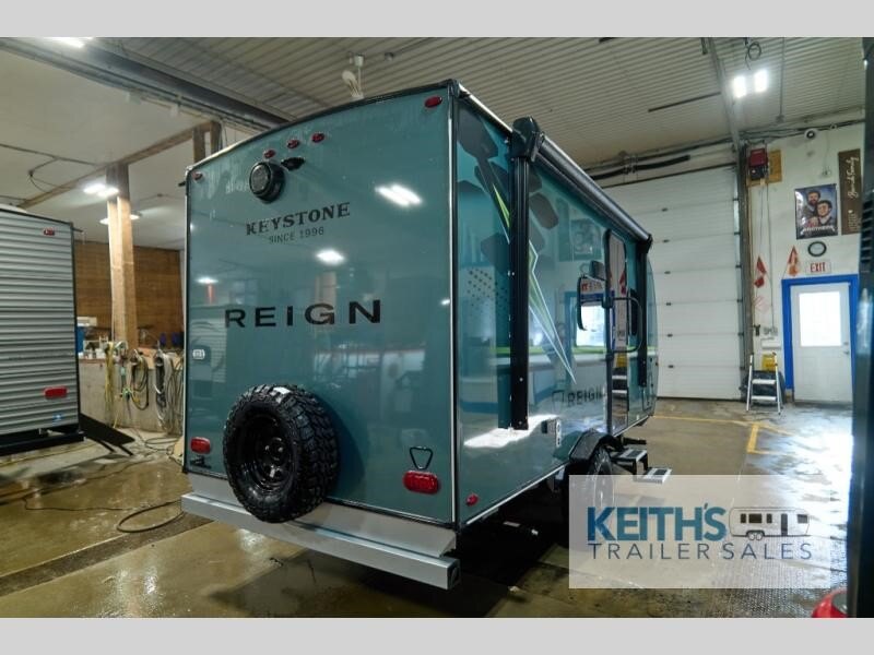 8925 43241 29209350 Keystone Rv Reign 15rb