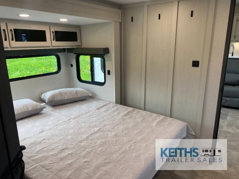 2026 Coachmen RV Brookstone 395DBL