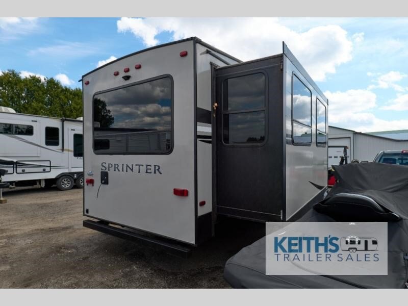 8925 44392 29131772 Keystone Rv Sprinter Campfire Edition 31fwmb
