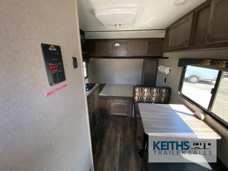 8925 44413 29139368 Sunset Park Rv Sun Lite 16bh