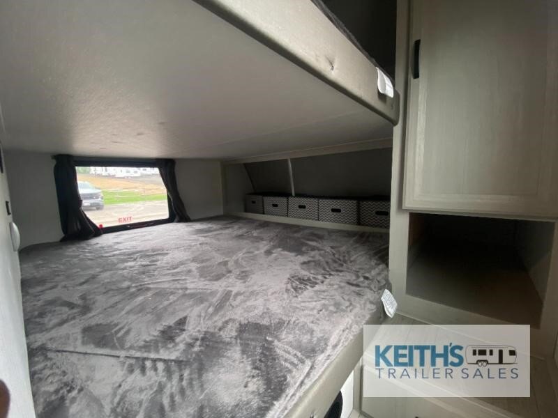2027 Coachmen RV Catalina Legacy Edition 333DBDSCK