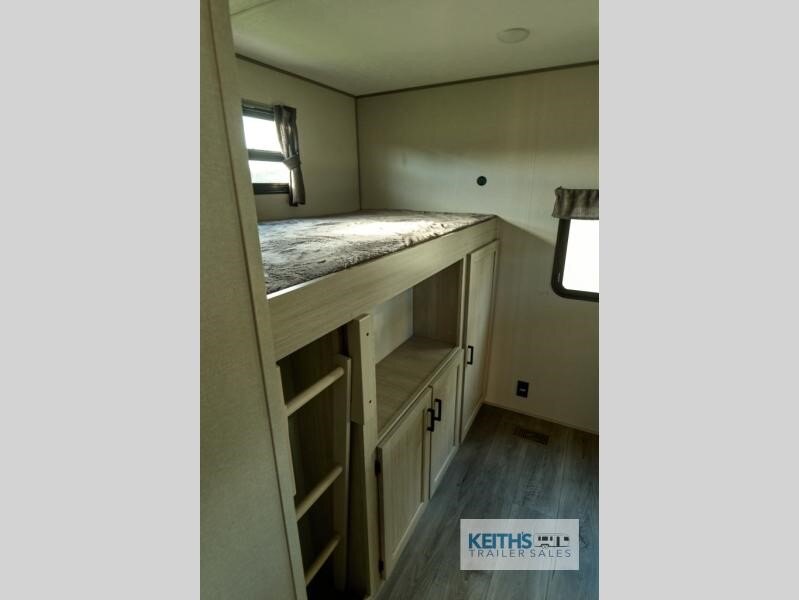 2027 Coachmen RV Catalina Legacy Edition 343BHTS