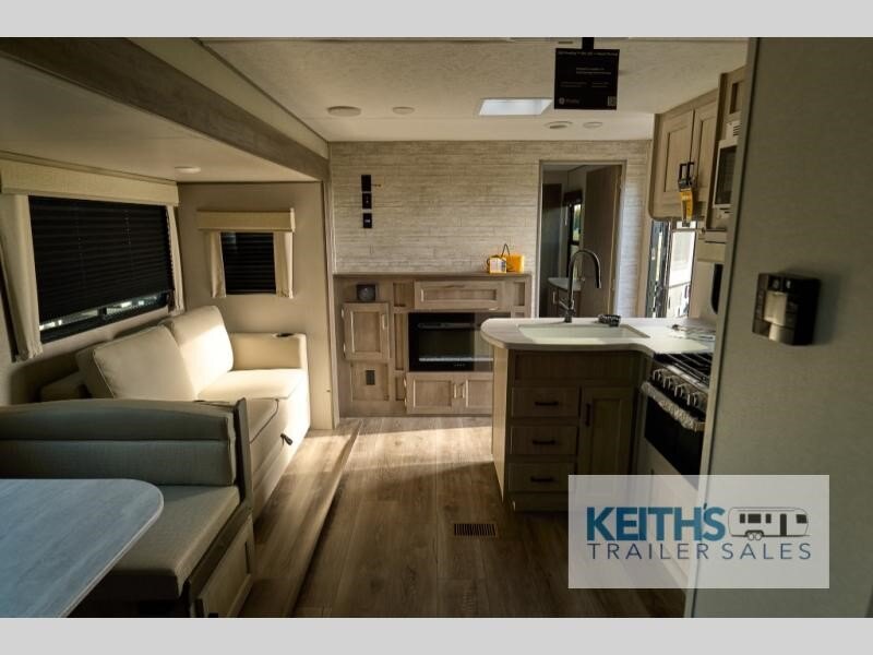 2027 Coachmen RV Catalina Legacy Edition 343BHTS