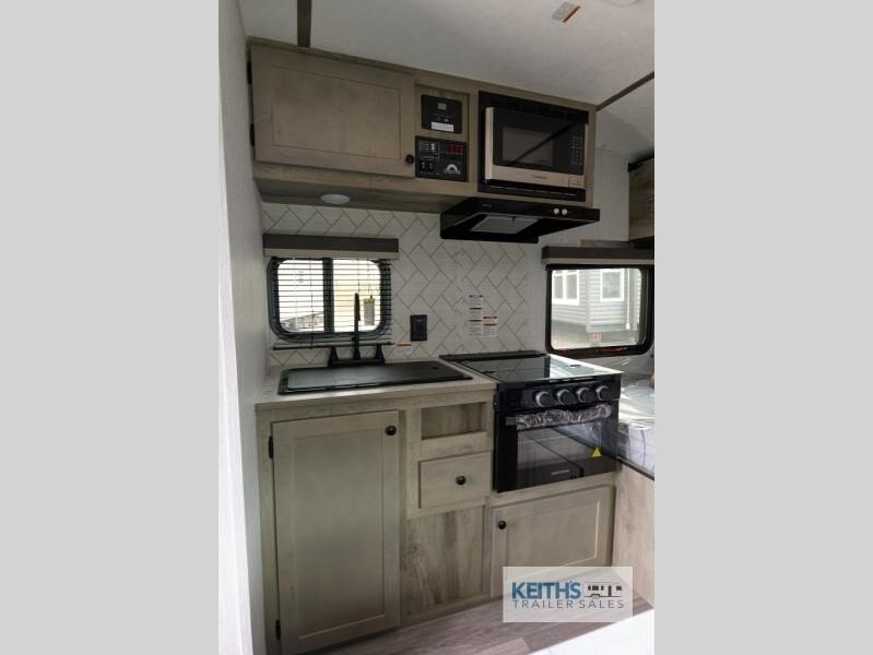8925 44470 29121171 Sunset Park Rv Sun Lite 16bh Off Road