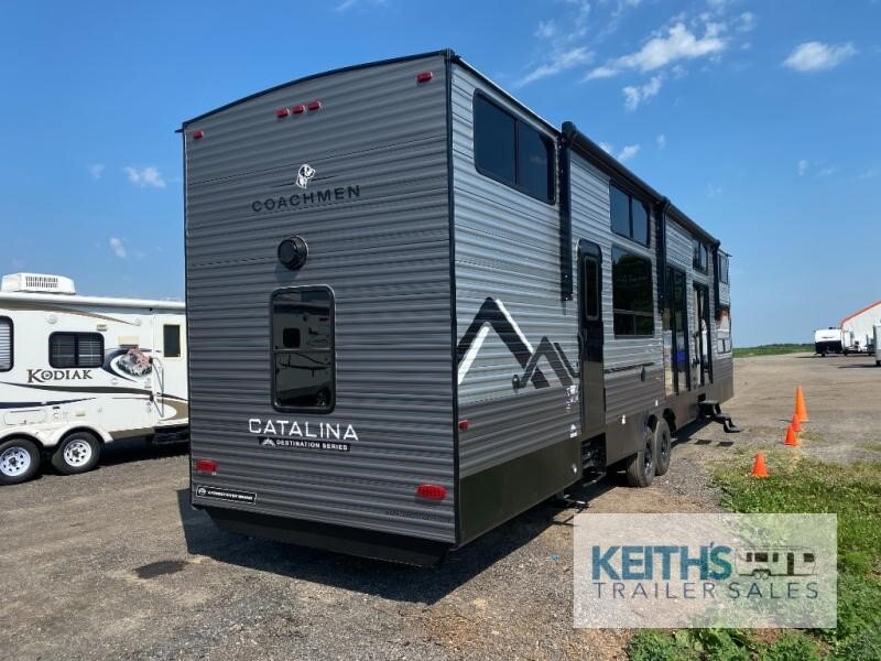 8925 44482 29205682 Coachmen Rv Catalina Destination Series 42condo