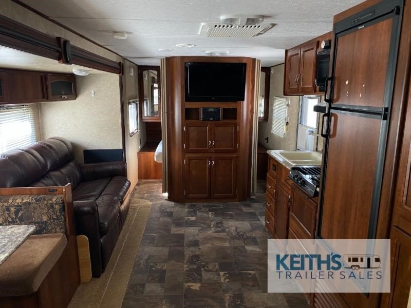 2014 Prime Time RV Avenger 27BBS