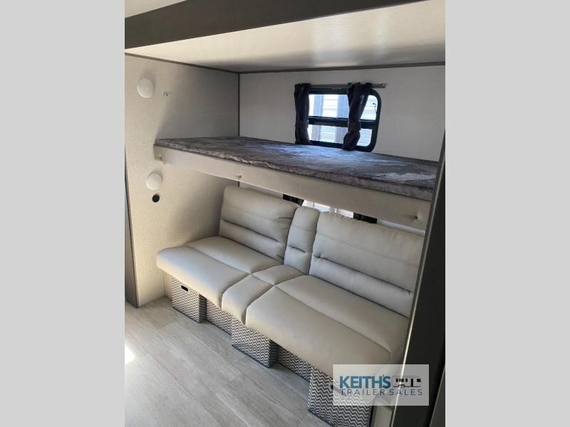 2027 Coachmen RV Catalina Legacy Edition 323BHDSCK