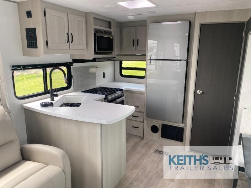 8925 45100 29167056 Coachmen Rv Catalina Legacy Edition 303rkds