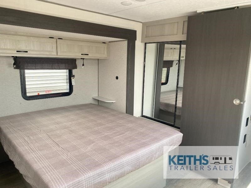 2027 Coachmen RV Catalina Legacy Edition 303RKDS