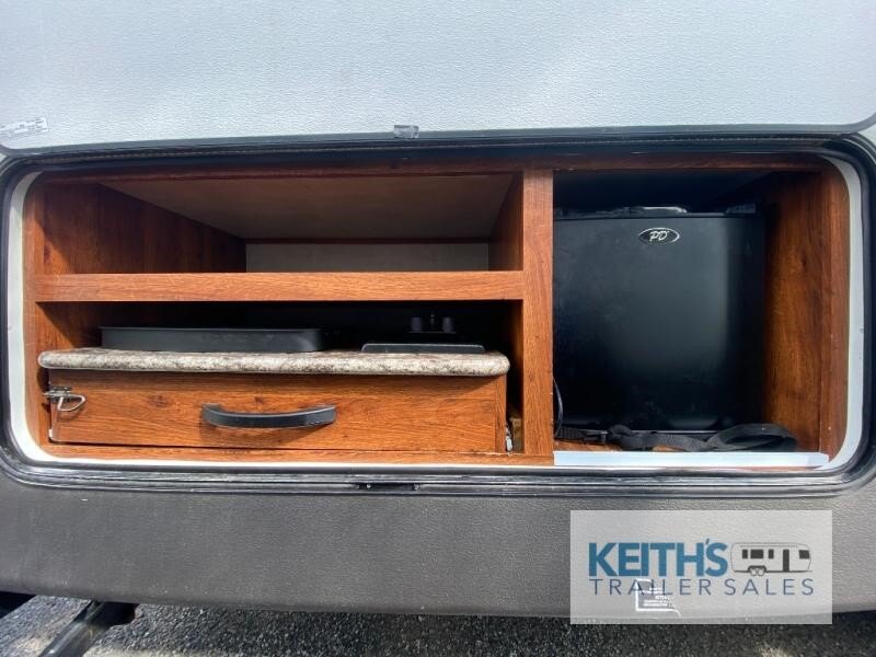 8925 45313 29157624 Keystone Rv Hideout 27dbs