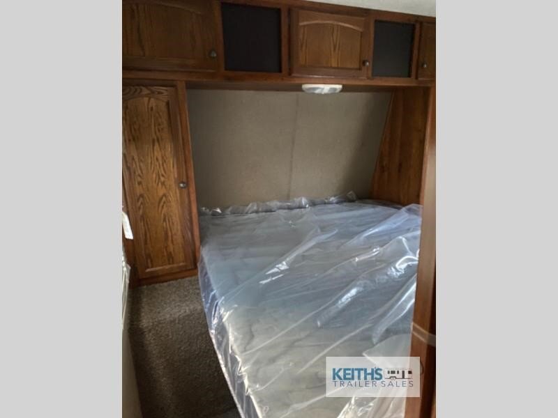 2014 Keystone RV Hideout 27DBS