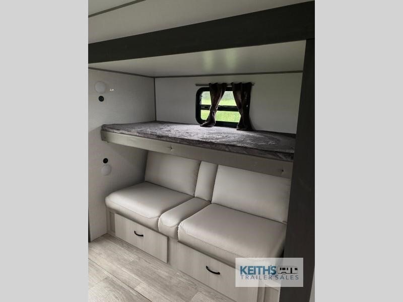 2027 Coachmen RV Catalina Destination Series 40BHTS