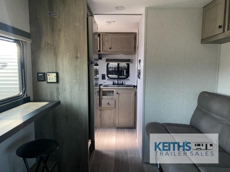 2027 Sunset Park RV Sun Lite LTD 19RK