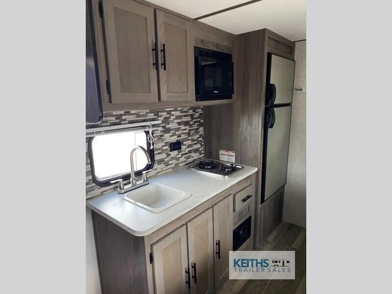 2022 Gulf Stream RV Kingsport 199DD