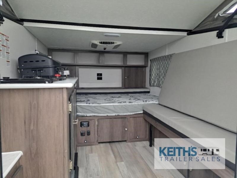 8925 45770 29201871 Coachmen Rv Viking 120td Xl