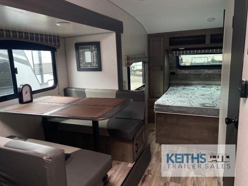 8925 45893 29206992 Venture Rv Sonic Lite Sl169vrk