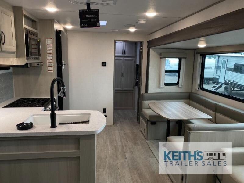 2027 Coachmen RV Catalina Legacy Edition 293TQBSCK