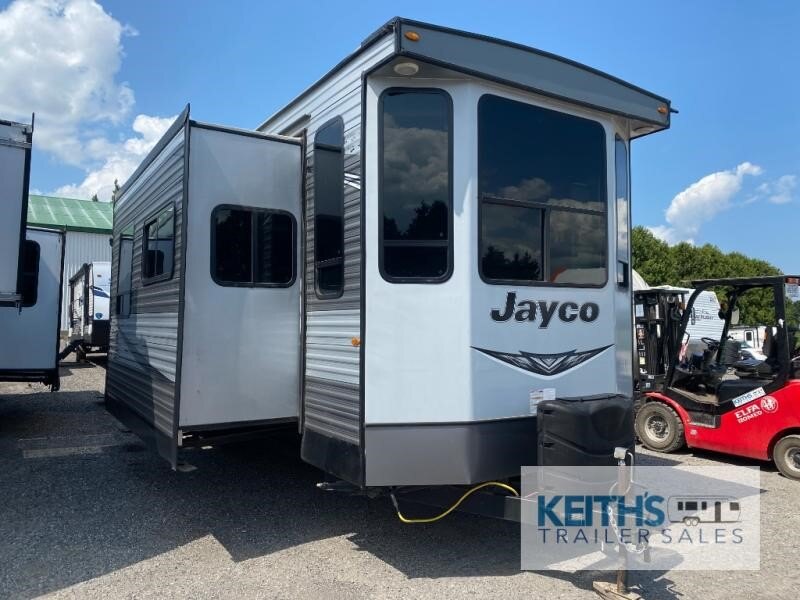 8925 46013 29212781 Jayco Jay Flight Bungalow 40loft