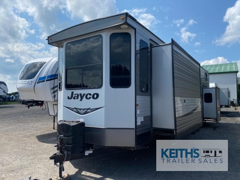 8925 46013 29212786 Jayco Jay Flight Bungalow 40loft