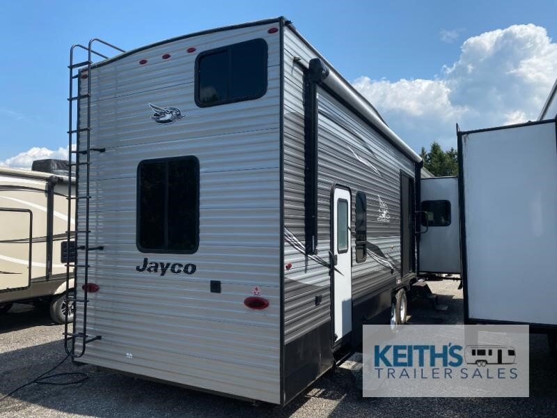 8925 46013 29212788 Jayco Jay Flight Bungalow 40loft