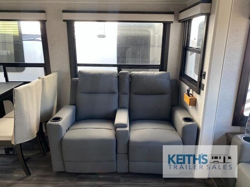 2024 Jayco Eagle 321RSTS