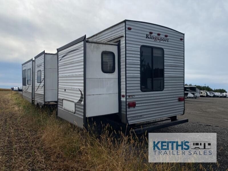 8925 46286 29231950 Gulf Stream Rv Kingsport Lodge Series 40den As Is