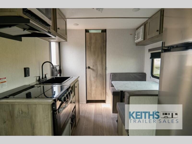 2027 Sunset Park RV Sun Lite LTD 19RB OFF ROAD