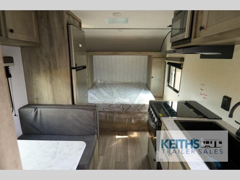 2027 Sunset Park RV Sun Lite LTD 19RB OFF ROAD