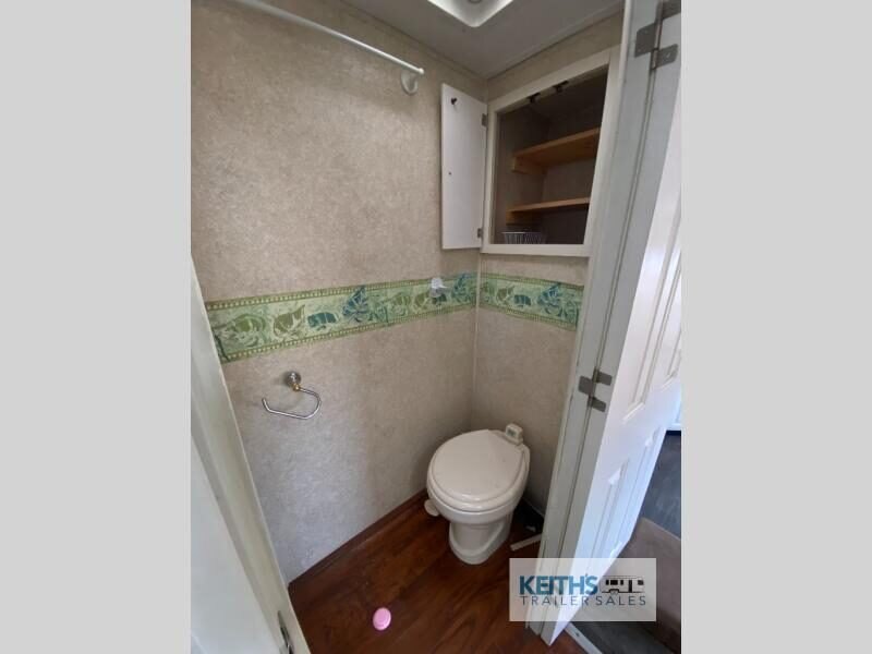 2006 Keystone RV Outback Sydney 28FRLS AS IS