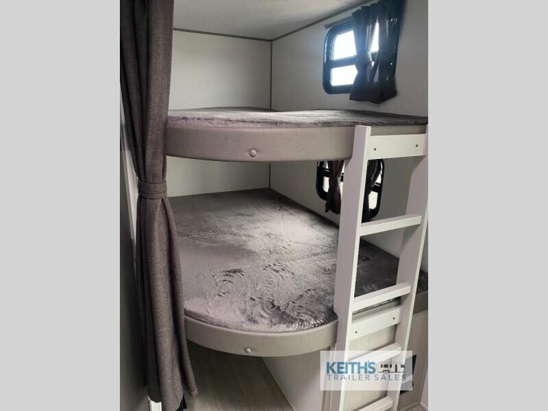 2027 Coachmen RV Catalina Legacy 273DBHCK
