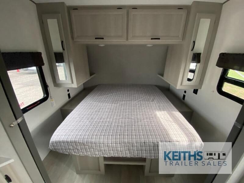 2027 Coachmen RV Catalina Legacy 273DBHCK
