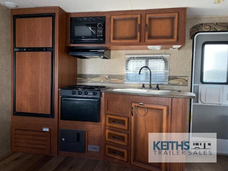 2014 KZ RV Sportsmen Show Stopper S281RLSS