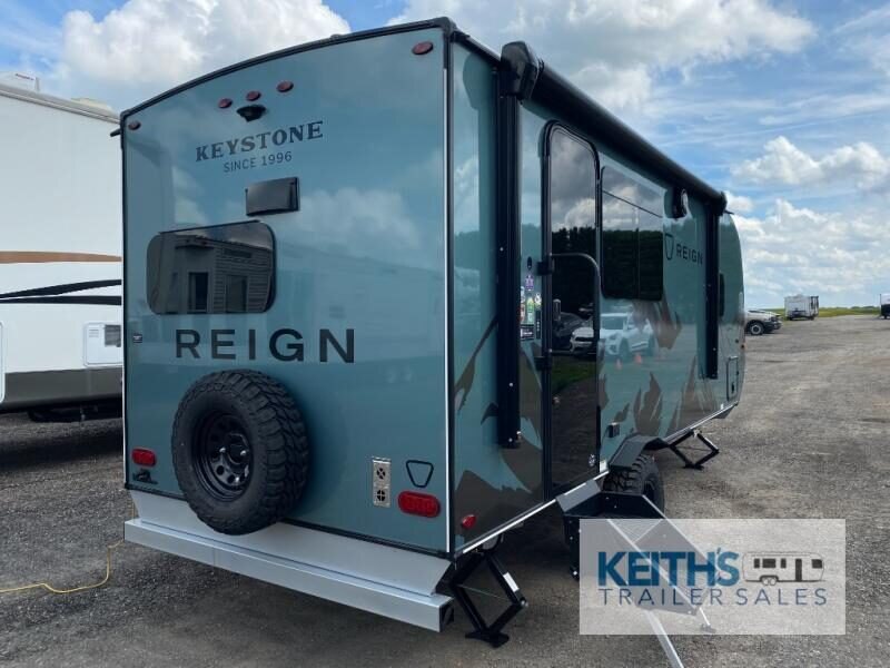 8925 46521 29229834 Keystone Rv Reign 19rk