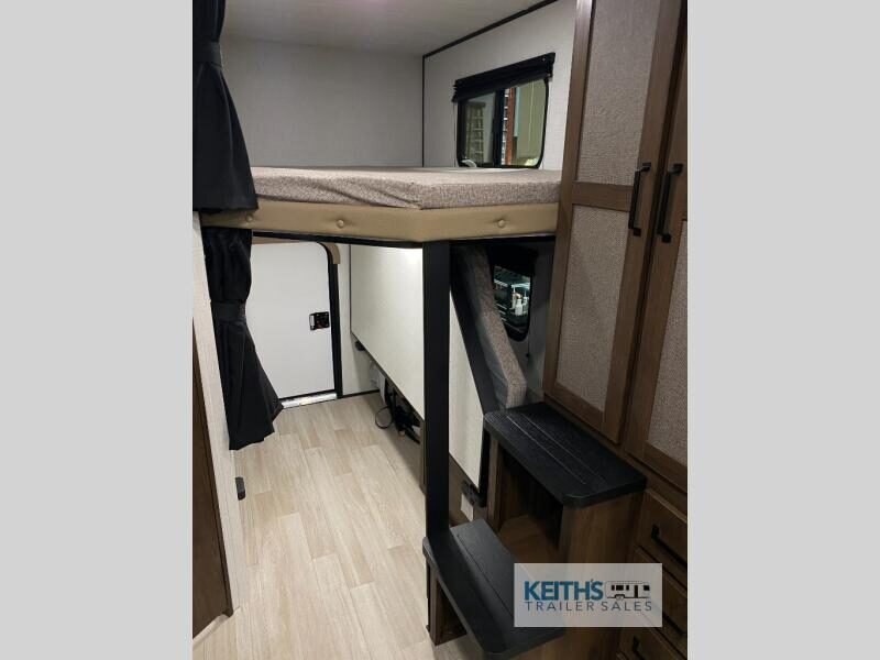 2027 Keystone RV Bullet Crossfire 222BHS