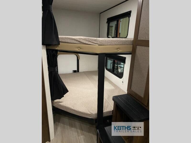 2027 Keystone RV Bullet Crossfire 222BHS