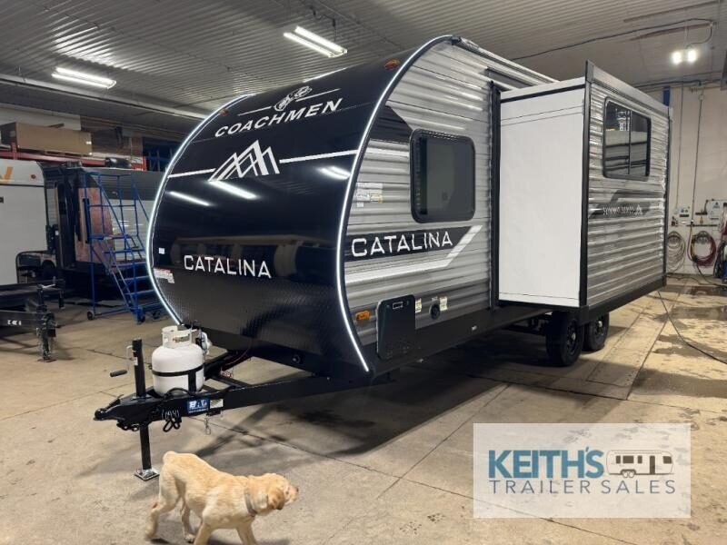 2025 Coachmen RV Catalina Summit Series 7 184RBS