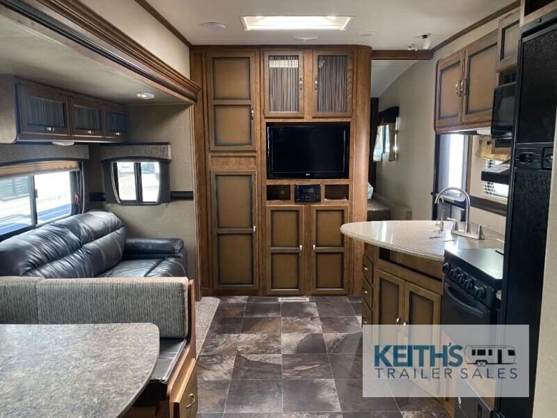 2017 CrossRoads RV ReZerve 31BH