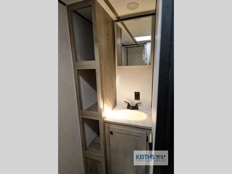 2027 Sunset Park RV Sun Lite LTD 19RB