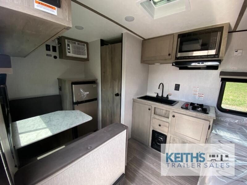 2027 Sunset Park RV Sun Lite LTD 13BD