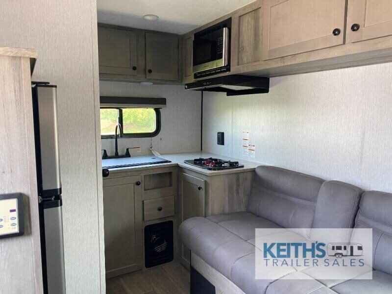 8925 46647 29232115 Sunset Park Rv Sun Lite Ltd 13mj Off Road