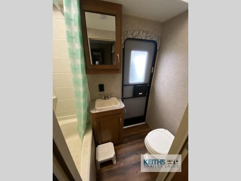 2018 Coachmen RV Catalina Legacy 323BHDSCK