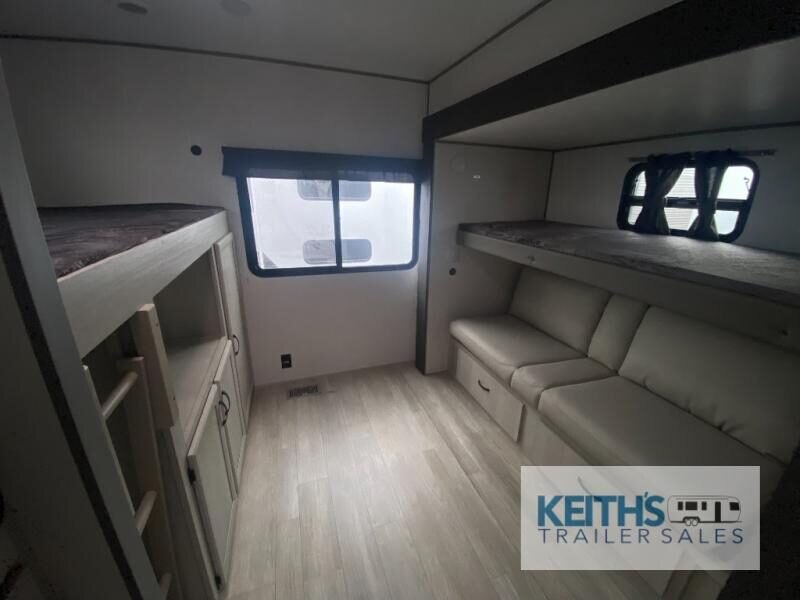 2027 Coachmen RV Catalina Destination Series 40BHTS