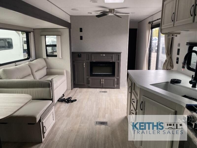 2027 Coachmen RV Catalina Destination Series 40BHTS