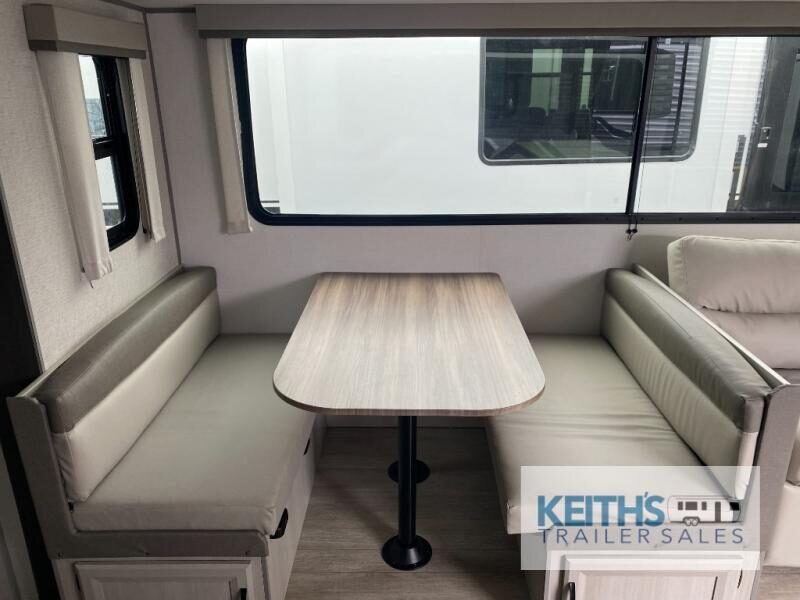 2027 Coachmen RV Catalina Destination Series 40BHTS