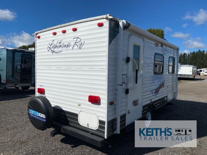 8925 46675 29232870 Lighthouse Rv Manufacturing Travel Trailers 18rb  As Is