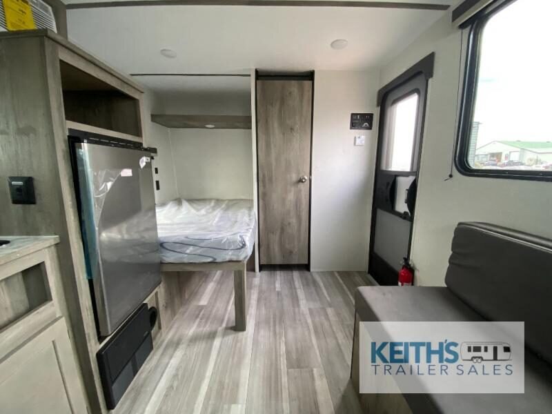2027 Sunset Park RV Sun Lite LTD 15MB
